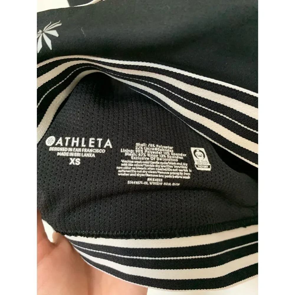 Athleta black and white contrast strap sport bra XS